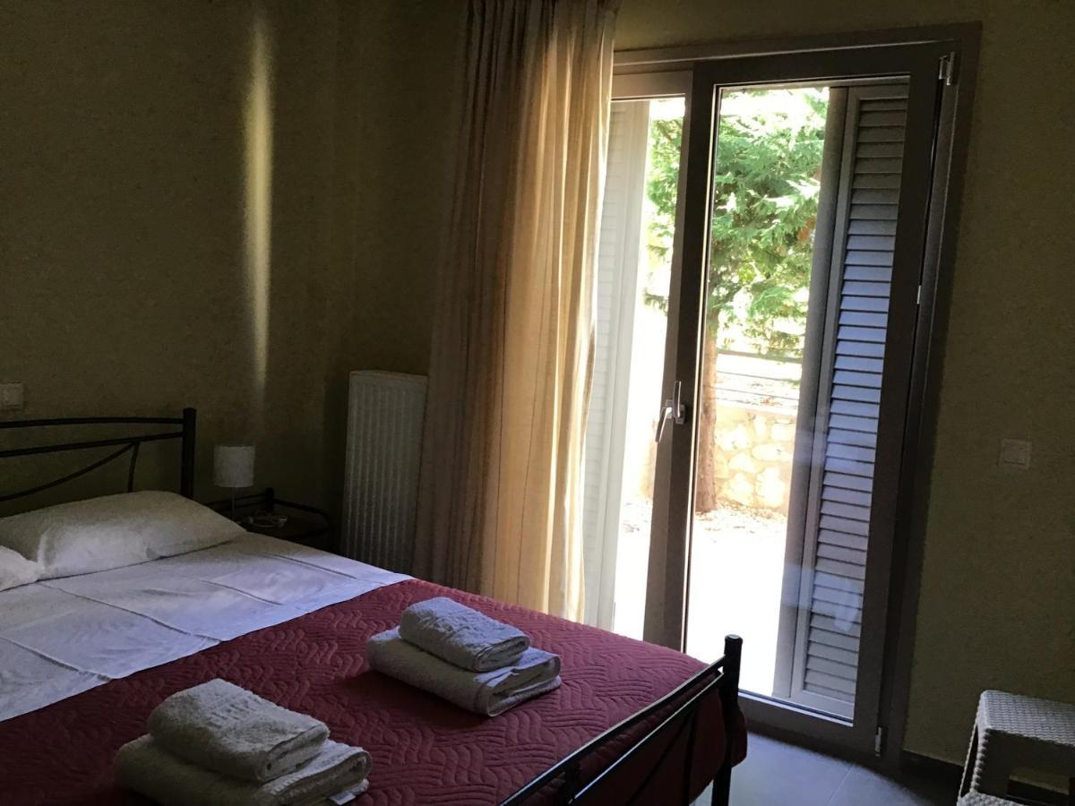 קרבומילוס D'Angelos Apartments מראה חיצוני תמונה