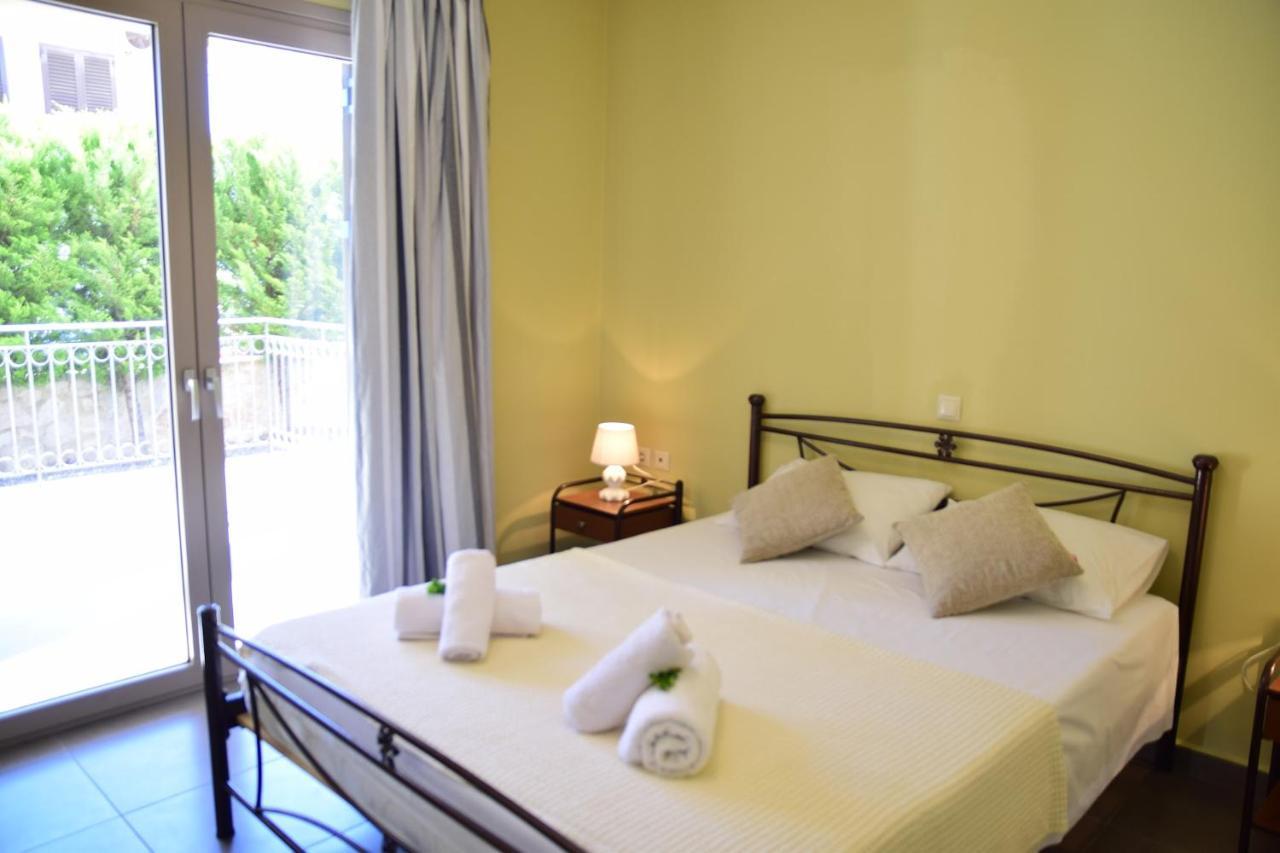 קרבומילוס D'Angelos Apartments מראה חיצוני תמונה