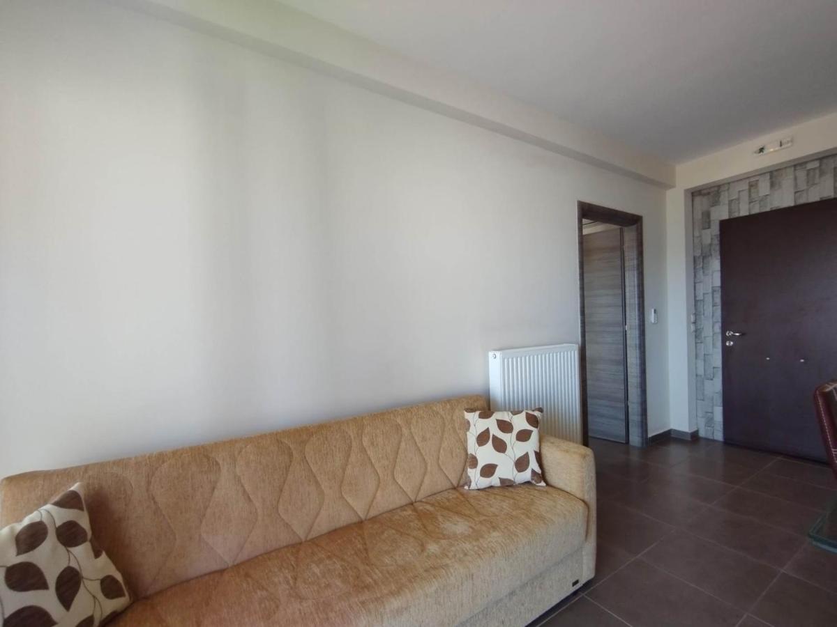 קרבומילוס D'Angelos Apartments מראה חיצוני תמונה