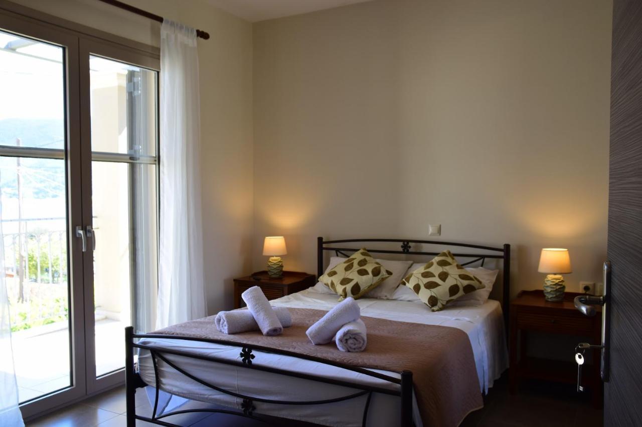 קרבומילוס D'Angelos Apartments מראה חיצוני תמונה